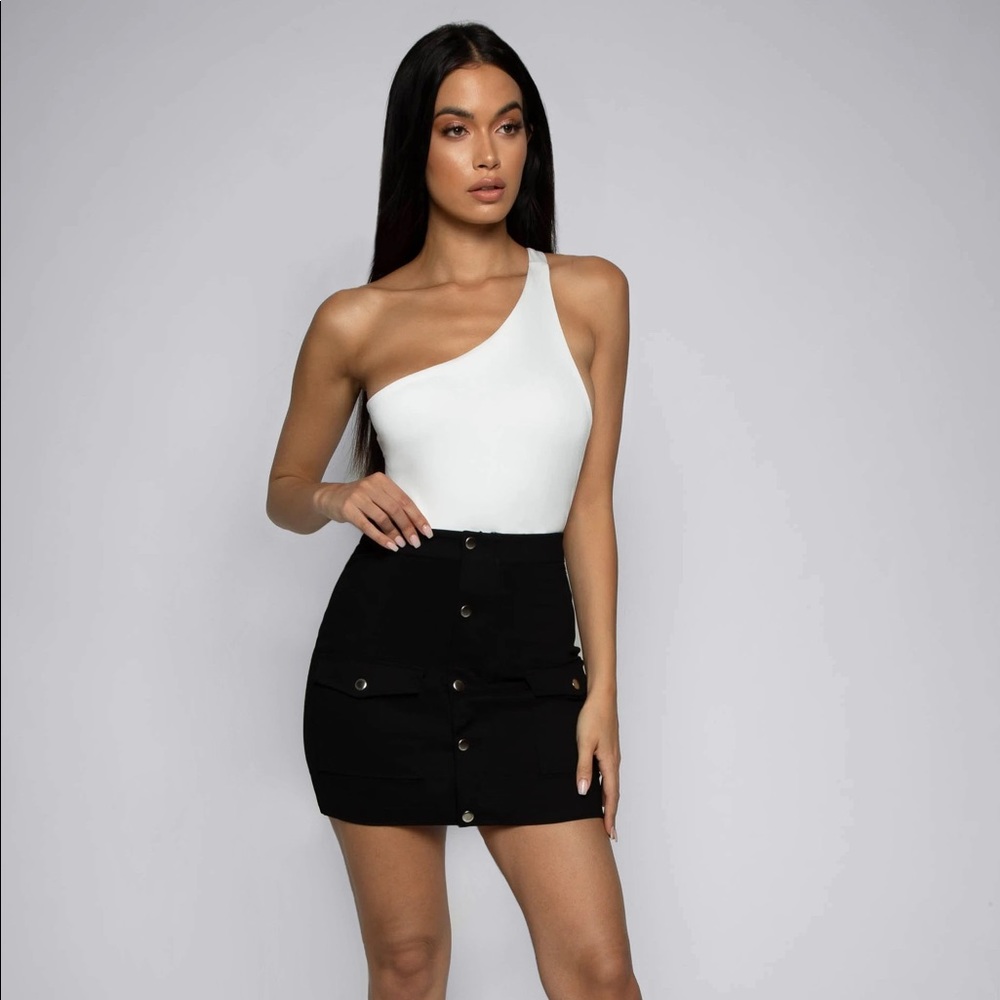 Meshki White Tarni One Shoulder Bodysuit Size S